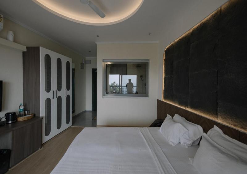 Wildernest Hilltop Resort Mangvadi Eksteriør bilde